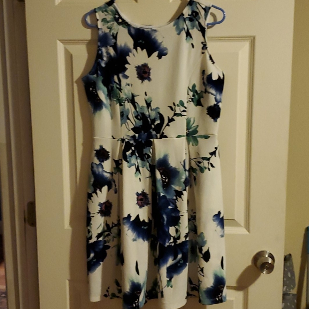 Sleeveless Floral Dress
